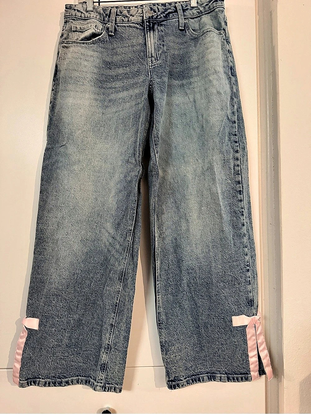 No Boundaries Pink Bow Barrel Jeans 10